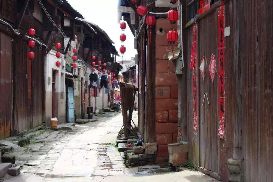 石家庄正定:争当保电先锋 助力企业发展
